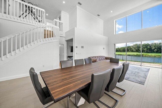 Building Photo - 5855 NW 42nd Way