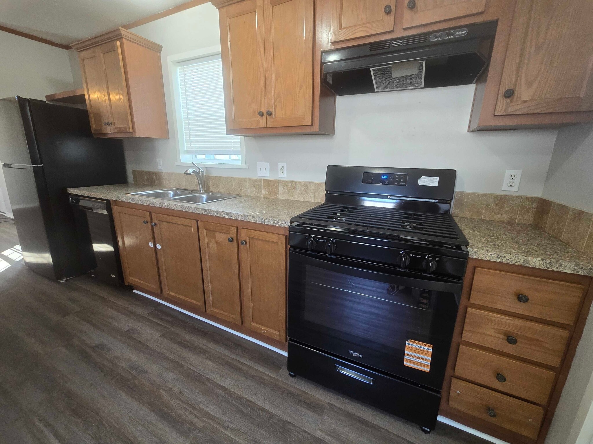 Building Photo - 3510 N 9th St