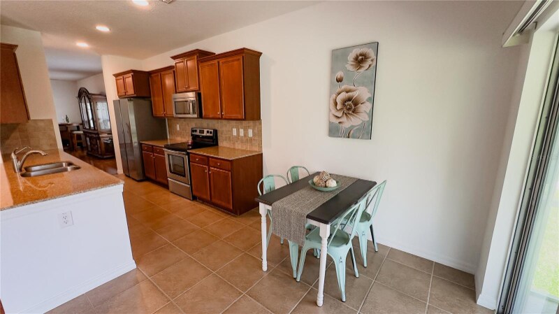 Building Photo - 6411 Foxbury Ridge Lane