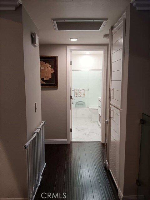 Building Photo - 1050 Golden Springs Dr
