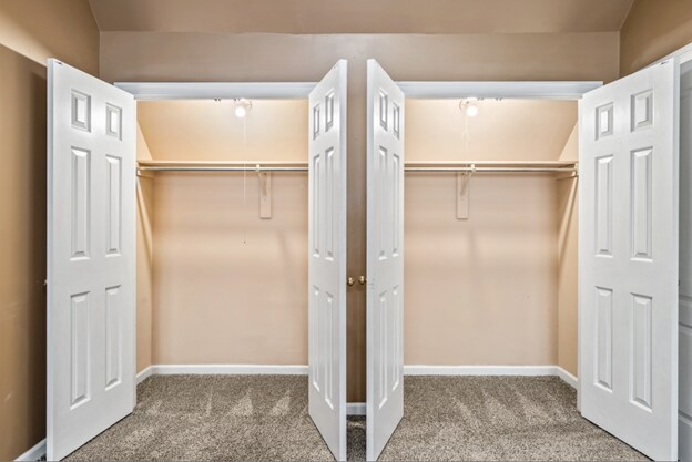 Building Photo - 1993 Eastend Dr