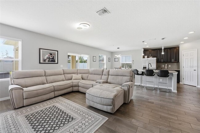 Building Photo - 19416 Roseate Dr