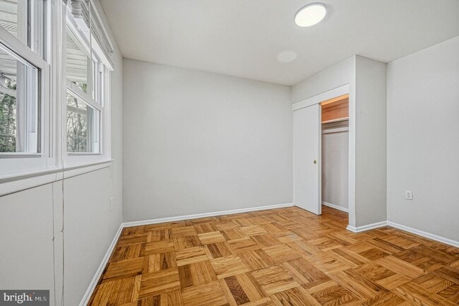 Building Photo - 1513 Fresno Rd