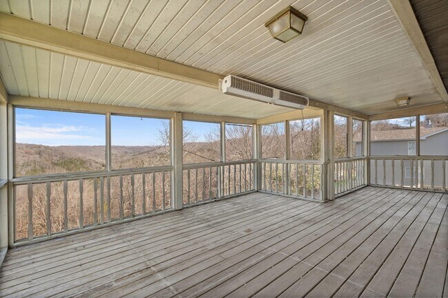 Building Photo - 42 Irish Hills Blvd