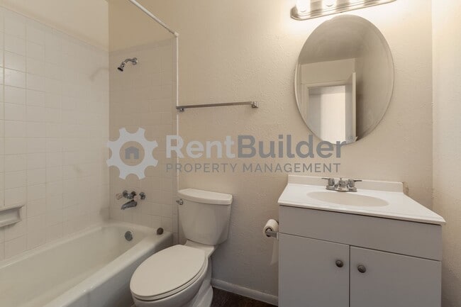 Building Photo - **WE HAVE REACHED THE APPLICATION LIMIT.  APPLY AT YOUR OWN DISCRETION