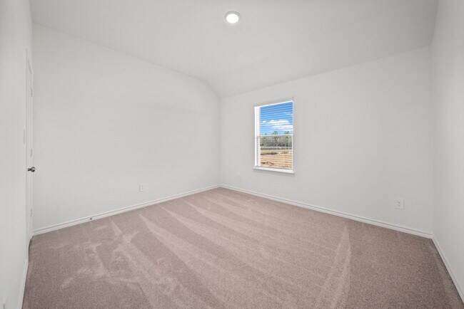 Building Photo - 649 Amber Fls Dr