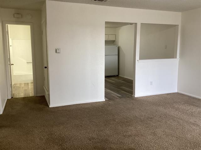 Building Photo - 300 S State Hwy 78