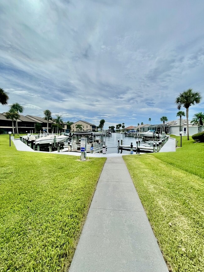 Building Photo - 15493 Admiralty Cir