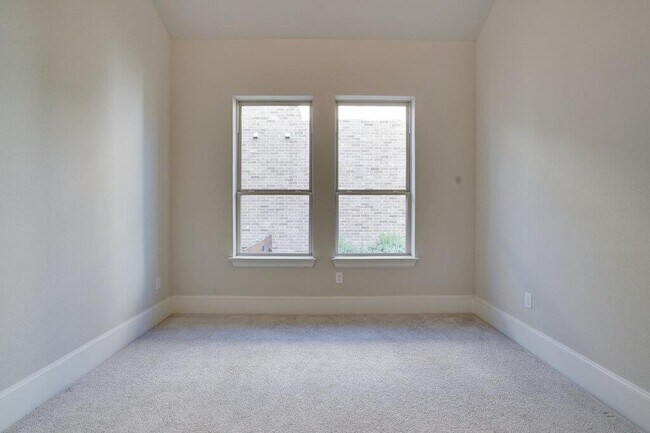 Building Photo - 16916 Sanglier Dr