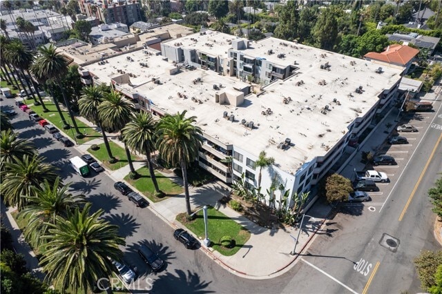 Building Photo - 1745 Camino Palmero St