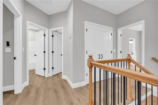 Building Photo - 155 Carey St