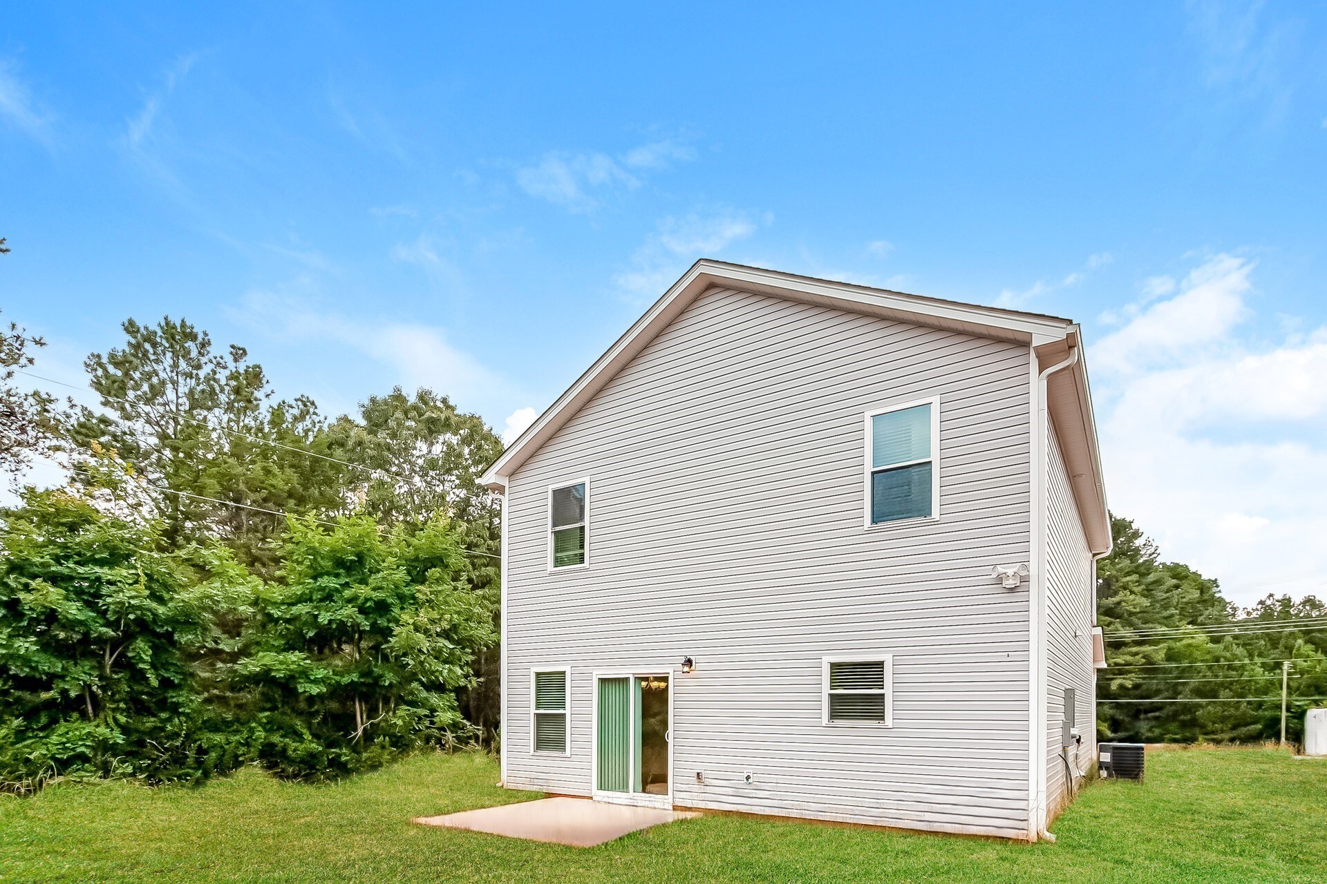Building Photo - 7823 Bellhaven Blvd
