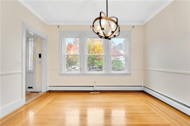 Building Photo - 41 Elmway St