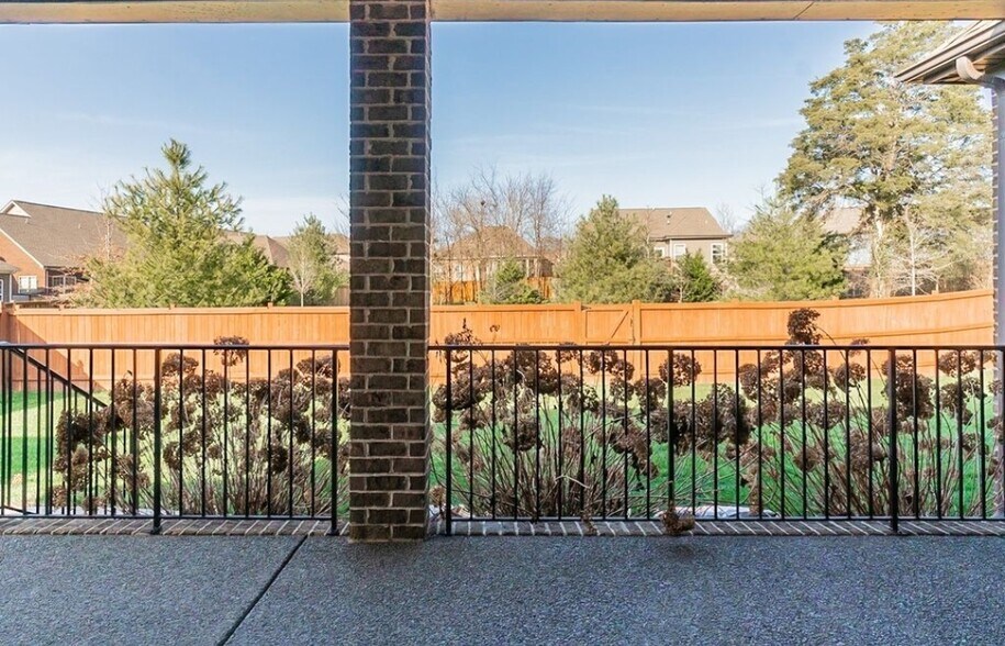 Building Photo - 8273 Middlewick Ln