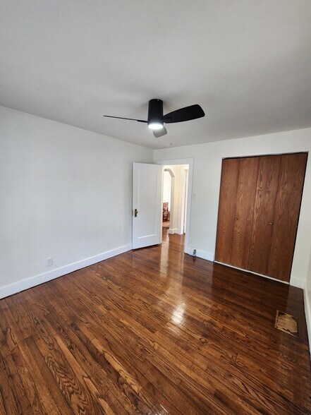 Building Photo - 1126 28th St