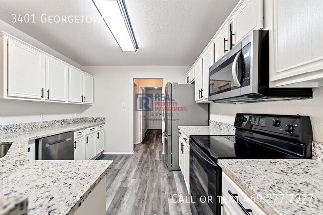 Building Photo - 3401 Georgetown Dr