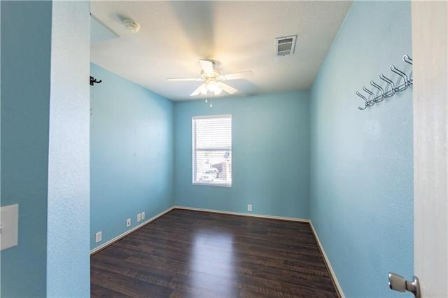 Building Photo - 2620 Van Buren Dr