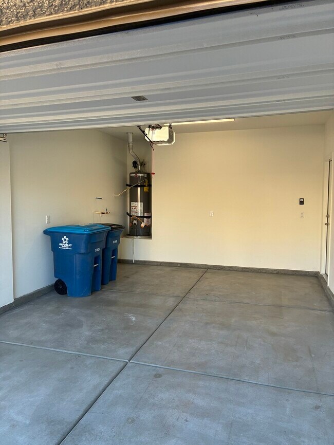 Building Photo - Beautiful 4 Bedroom Home in Southwest Vegas!
