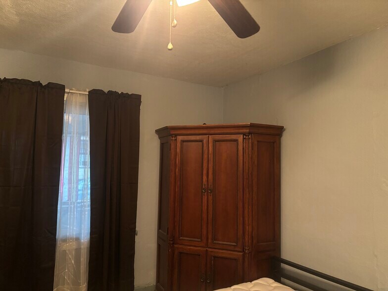 Building Photo - 28 Beltzhoover Ave