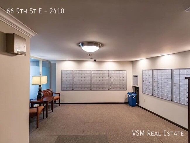 Building Photo - *New Price!* Exquisite Downtown St. Paul C...