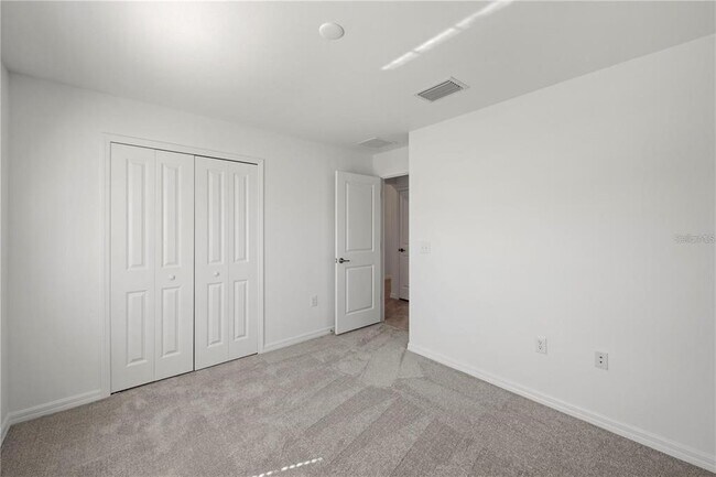 Building Photo - 1402 Kensington St