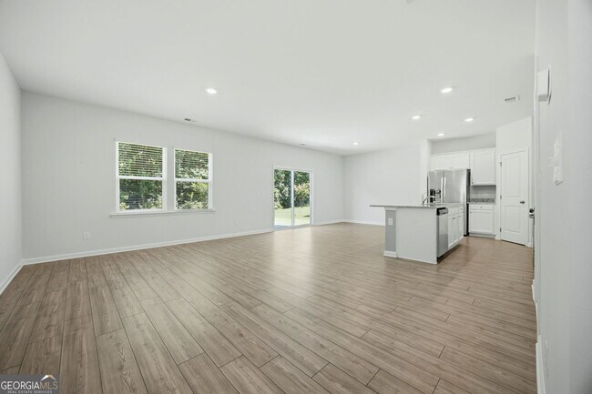 Building Photo - 111 Horned Owl Ave