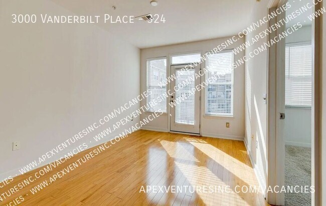 Building Photo - 3000 Vanderbilt Pl