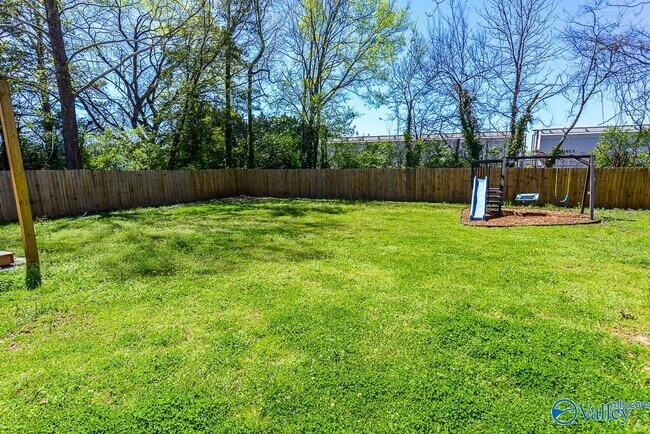 Building Photo - 12122 Chicamauga Trail SE