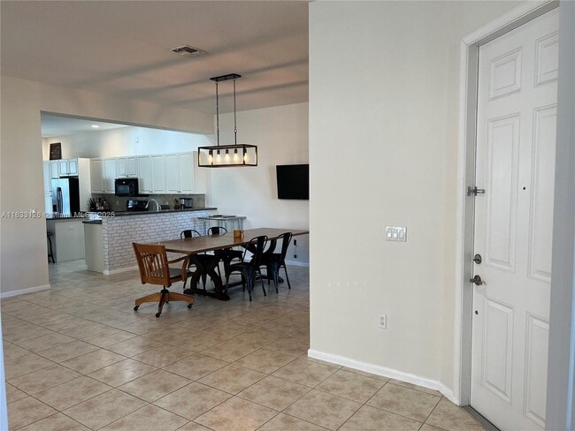 Building Photo - 3160 NW 125th Way