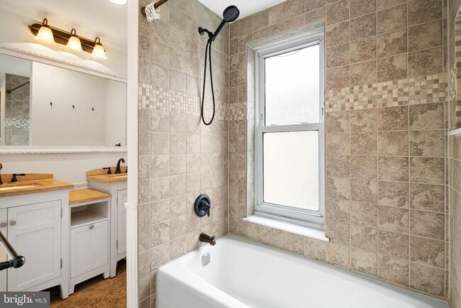 Building Photo - 841 N 26th St