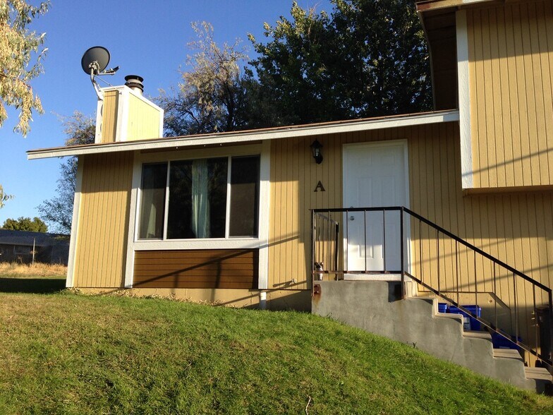 Primary Photo - 1005 S Zillah Ct