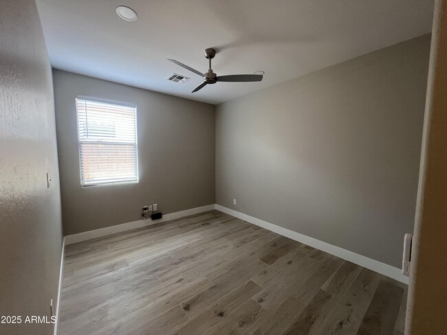 Building Photo - 17751 W Tasha Dr