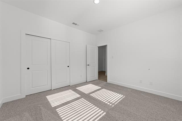 Building Photo - 2031 Roaring Frk Dr