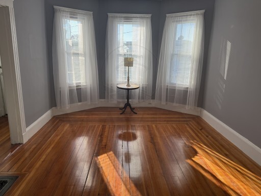 Building Photo - 32 Cedar St