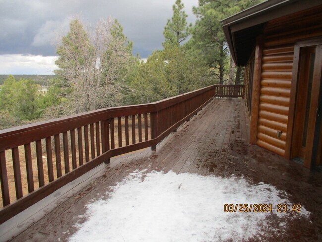 Building Photo - 2000 W Willis