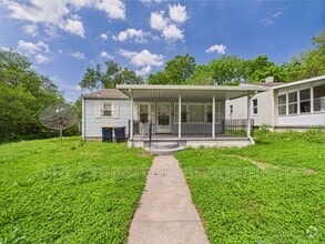 Building Photo - 3354 Jackson Ave