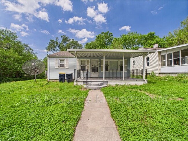 Primary Photo - 3354 Jackson Ave