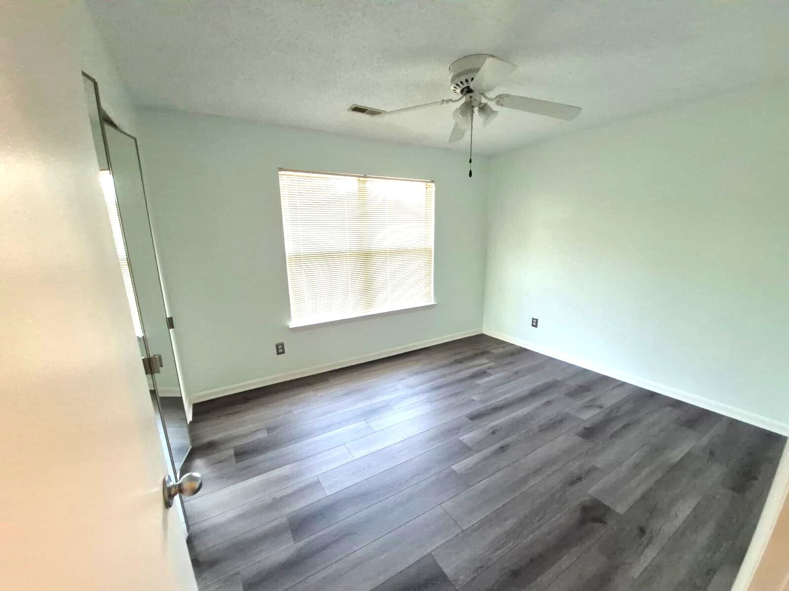 Building Photo - 12762 Saint James Pl