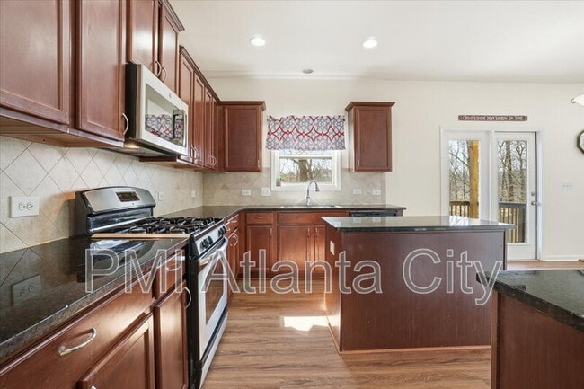 Building Photo - 373 Morgans Creek Ct NW