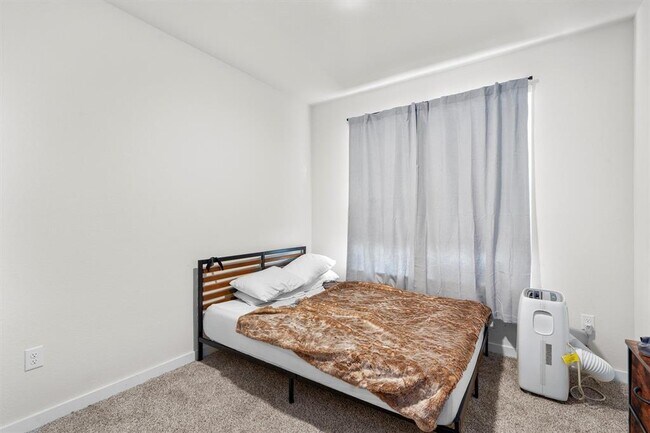 Building Photo - 308 Barton Run Dr