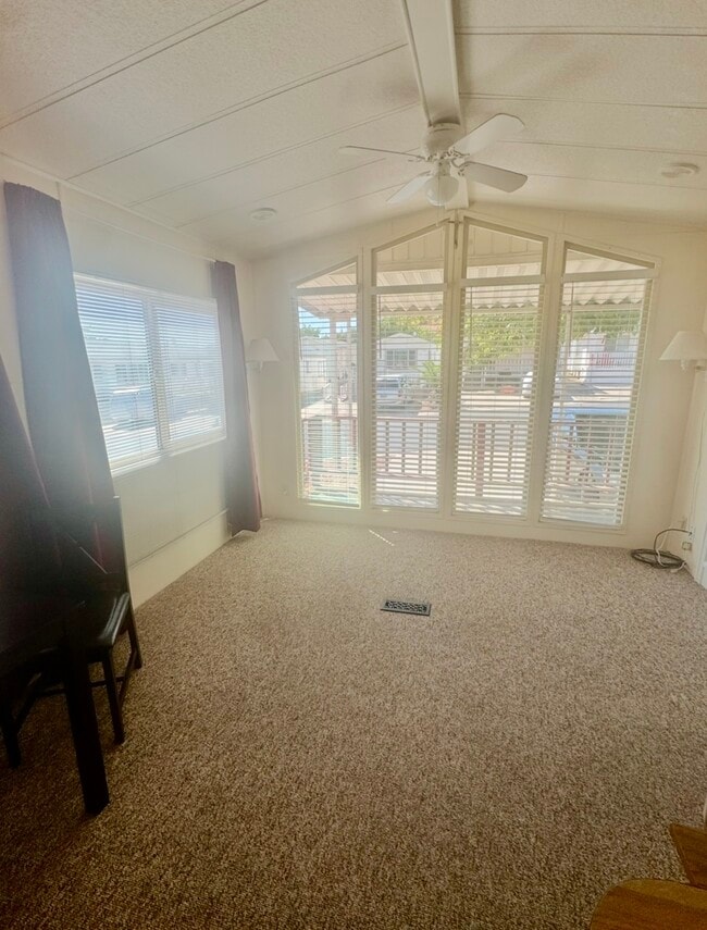 Building Photo - 1150 W Red Hills Pkwy