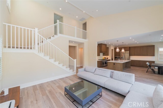 Building Photo - 58 Longchamp