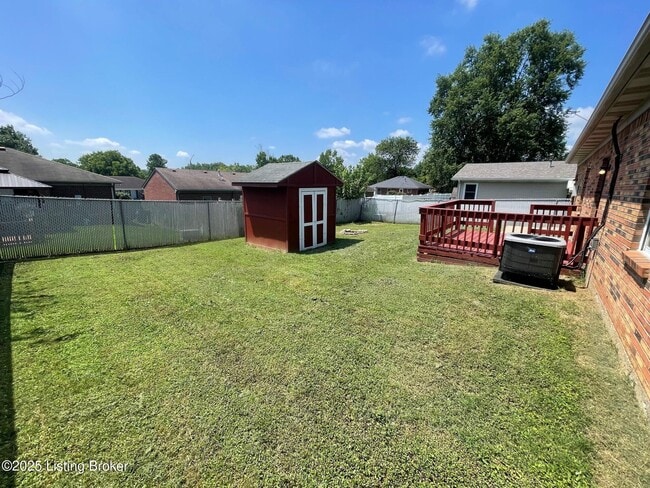 Building Photo - 508 Country Club Dr