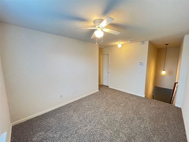 Building Photo - 3215 Legends Hill Ct