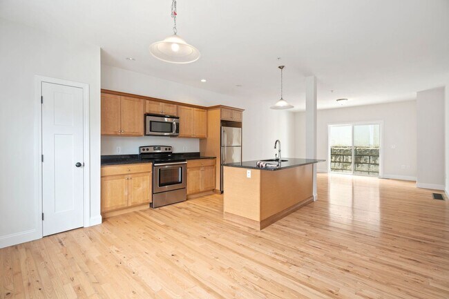 Interior Photo - Portland Place