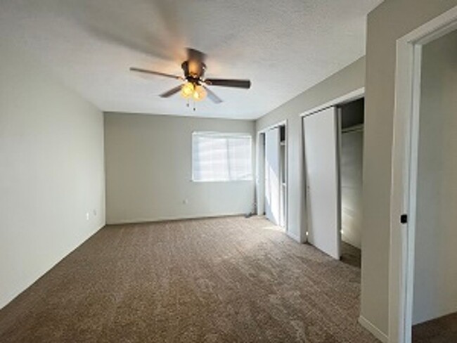 Building Photo - Austin Heights Condo