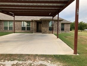 Building Photo - 106 Jarvis Ln