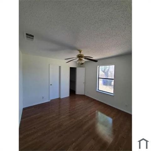 Building Photo - 2045 Laney Dr