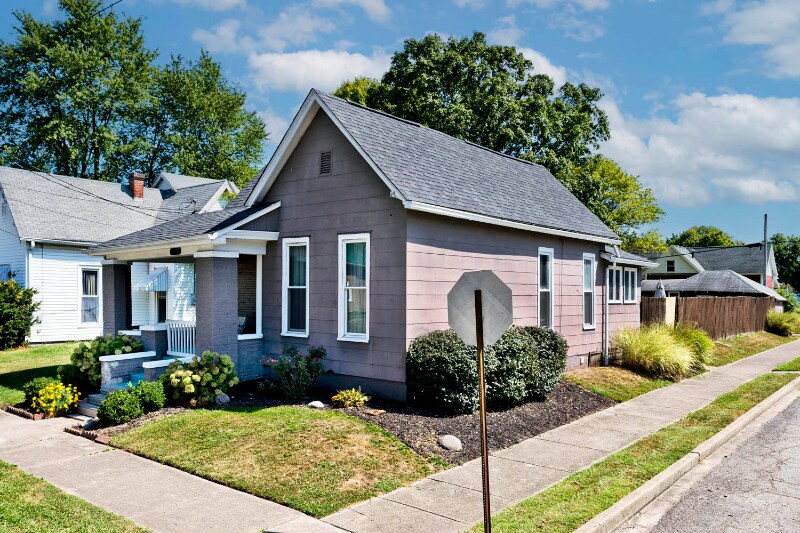 Building Photo - 427 Riley Ave