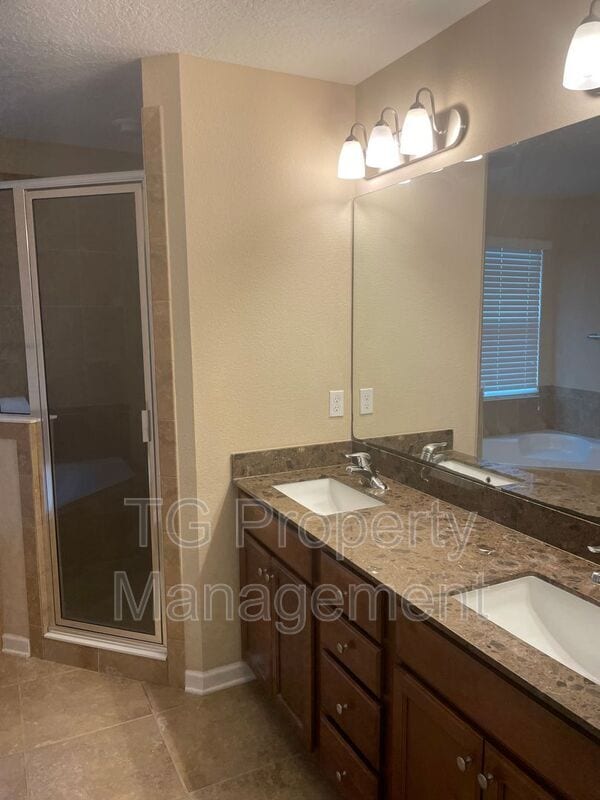 Building Photo - 247 Shetland Dr